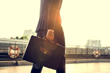 işadamı holding evrak çantası