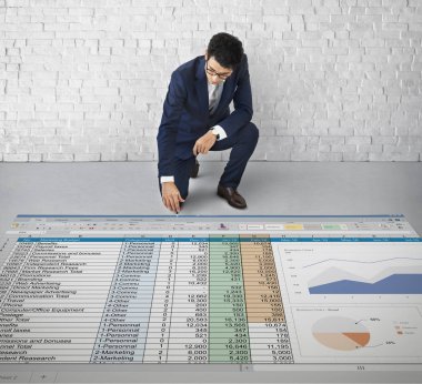 katta oturan işadamı