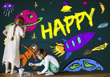 Yazı tahtası üzerinde çizim çocuklar