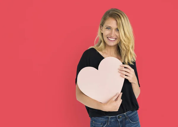 Alegre mujer caucásica en estudio —  Fotos de Stock