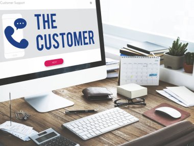 bilgisayar metin üstünde perde ile