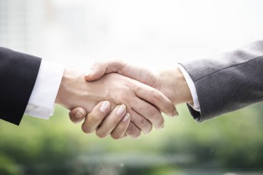 İş sözleşmesi ve el sıkışma 