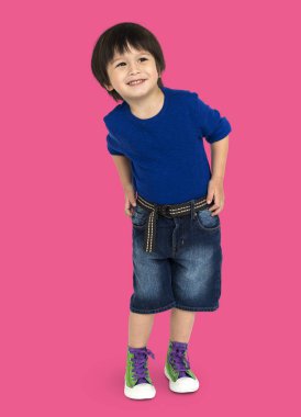 Asyalı çocuk Studio poz 