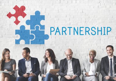 toplantıda çalışma iş adamları