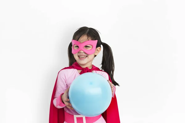 Κορίτσι στο κοστούμι Superhero — Φωτογραφία Αρχείου