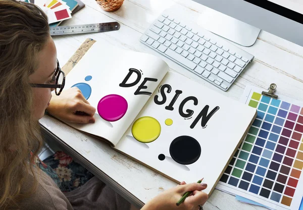 albümde çizim Tasarımcısı