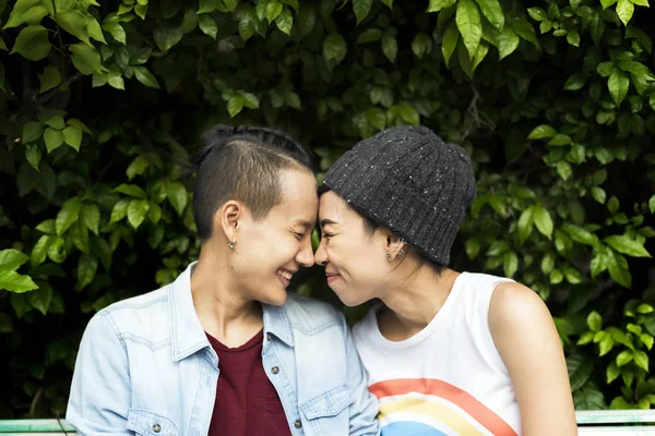 Моменты лесбийской пары — стоковое фото
