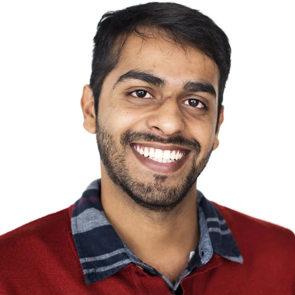 Sorridente uomo di etnia indiana — Foto Stock
