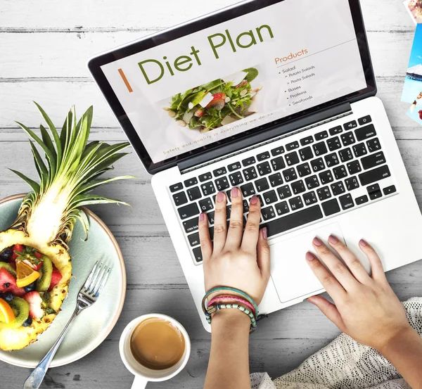 Woman hands typing on laptop keyboard — Stock Photo, Image