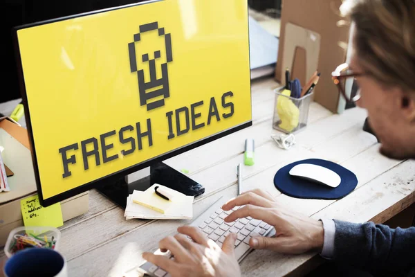 Business man working with computer — Stock Photo, Image