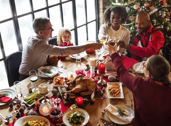 Family celebrating Christmas eve at home — Stock Photo, Image