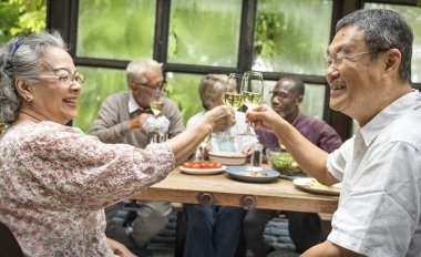 Emekli kıdemli buluşmak