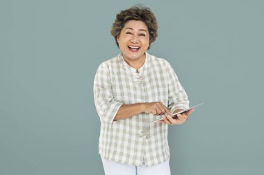 Studio kadın kıdemli 