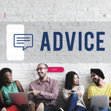 çeşitlilik arkadaşlar duvarının yakınında 