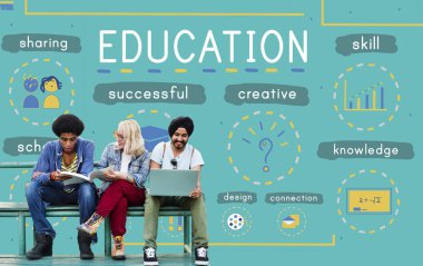 Öğrenciler birlikte beyin fırtınası 