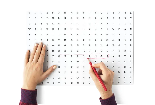 Pessoa jogando em Find Search Words Game — Fotografia de Stock