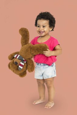 Neşeli çocuk iyi eğlenceler