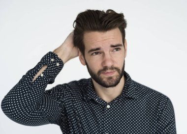 yakışıklı delikanlı