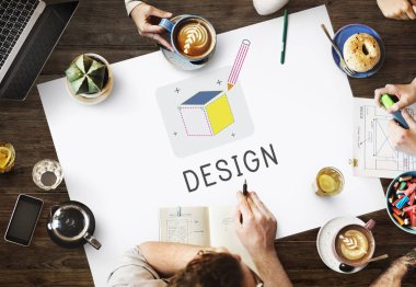 toplantıda çeşitli insanlar