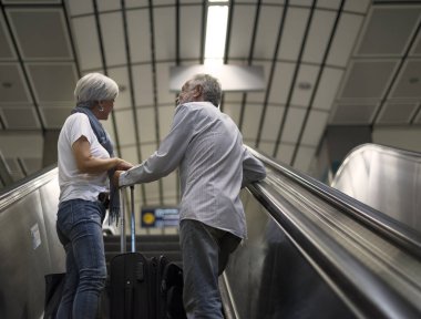 Üst düzey iki Havaalanı terminal içinde