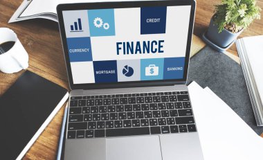 Tablo açılan laptop