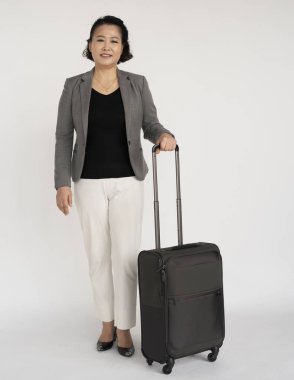 Asyalı kadın çanta