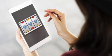 Dijital tablet tarama kadın