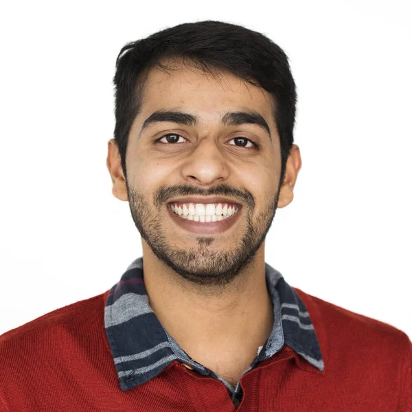 Sorridente uomo di etnia indiana — Foto Stock