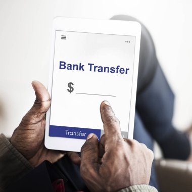 Dijital tablet holding adam eller