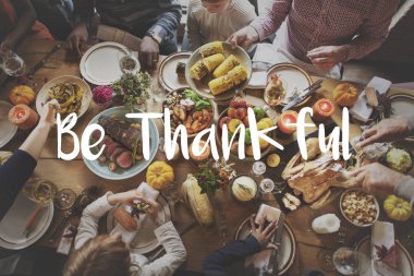 hizmet masada yemek insanlar