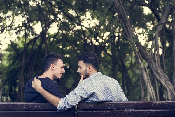 Gay par förälskade — Stockfoto