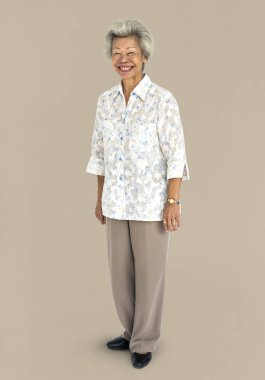 Studio kadın kıdemli 