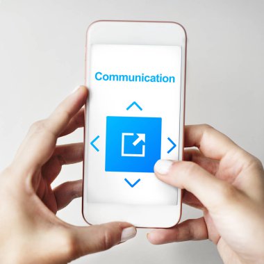 Akıllı telefon kullanan kişi