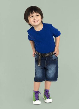 Asyalı çocuk Studio poz 