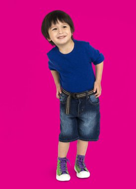 Asyalı çocuk Studio poz 