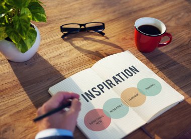 günlüğüne yazma kişi.