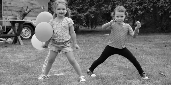 Kids at Birthday party — Stock Photo, Image