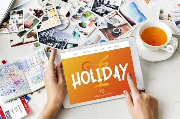 dijital tablet kullanan kadın