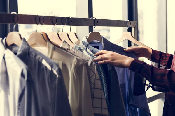  fashion designer working in Showroom