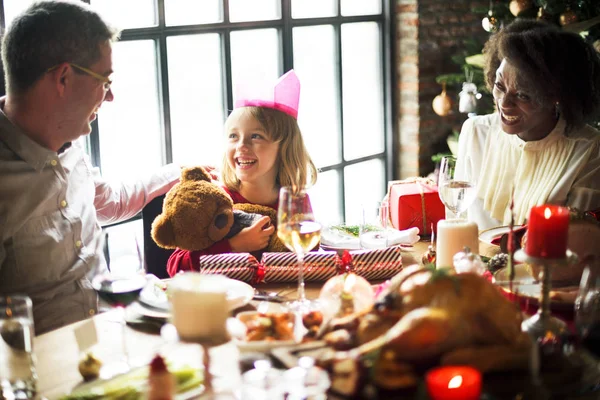 Family celebrating Christmas eve at home — Stock Photo, Image