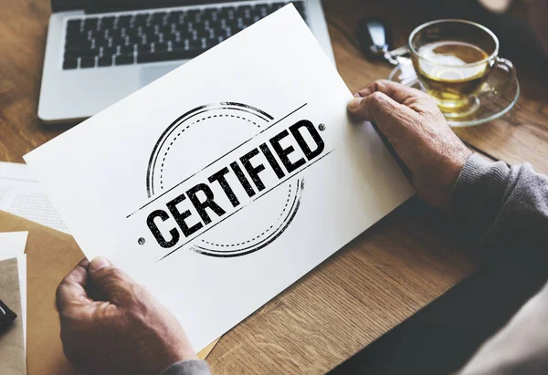 Man holding paper — Stock Photo, Image