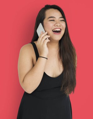 kadın stüdyoda poz