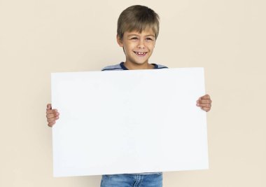 küçük çocuk Studio poz