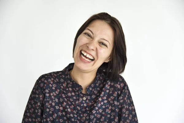 Bella donna con i capelli corti — Foto Stock