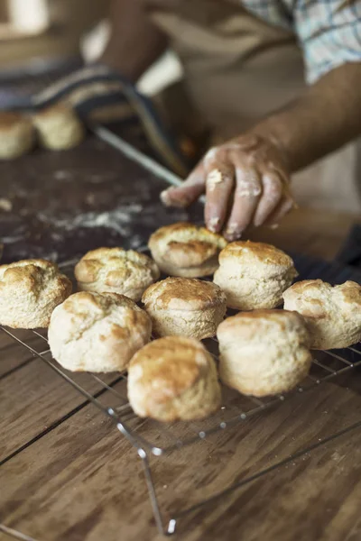taze pişmiş hamur işleri