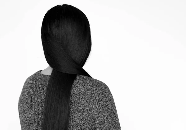 Mujer con el pelo largo — Foto de Stock