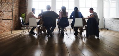 Office toplantıda insanlar