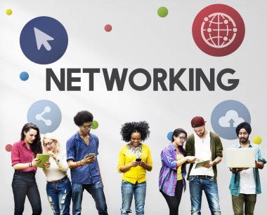 Farklı devisces kullanan öğrenciler