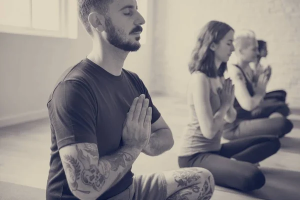People doing yoga meditation — Stock Photo, Image