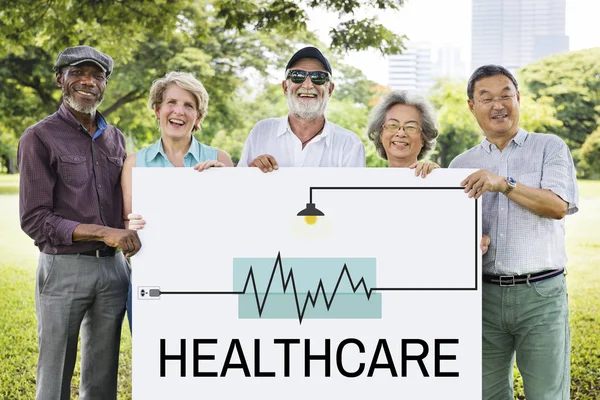 退休老人和医疗保健概念 — 图库照片